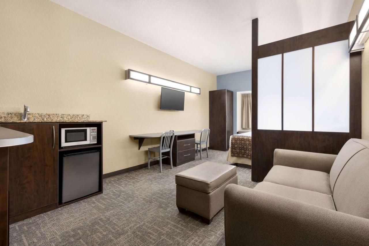 Microtel Inn & Suites By Wyndham Woodstock/Atlanta North Exterior foto